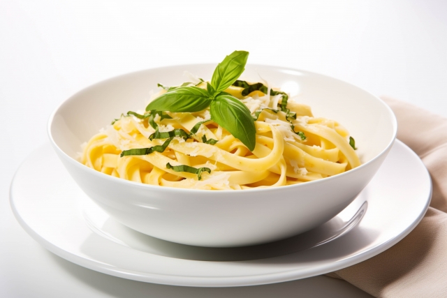 牡蠣のクリームパスタ。濃厚なクリームソースに大粒の牡蠣が5個入っている